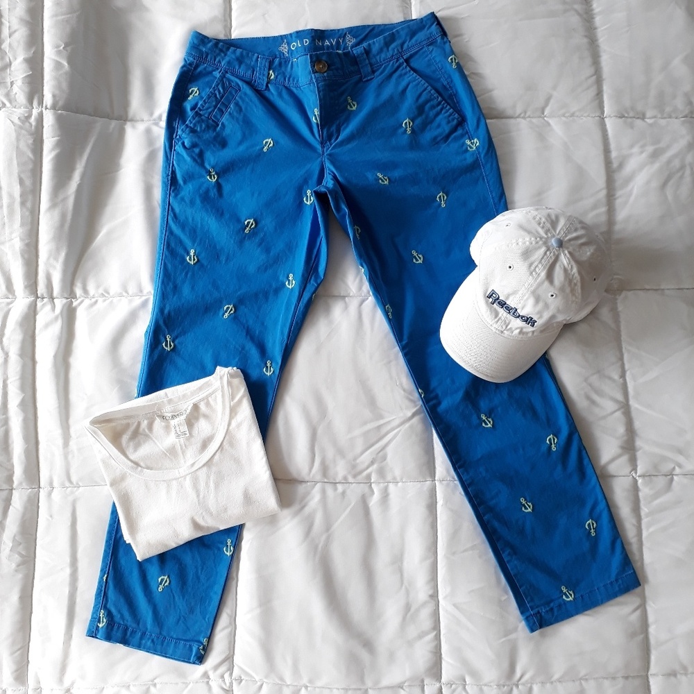 Old Navy Embroidered Anchor Chinos